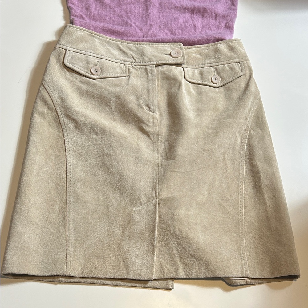 Vintage Lord Taylor Loft Beige Suede Pencil skirt with front pickets and slits